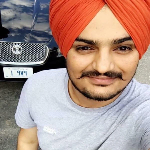 Download Kalli Gaddi by Sidhu Moose Wala top 100 mp3 song